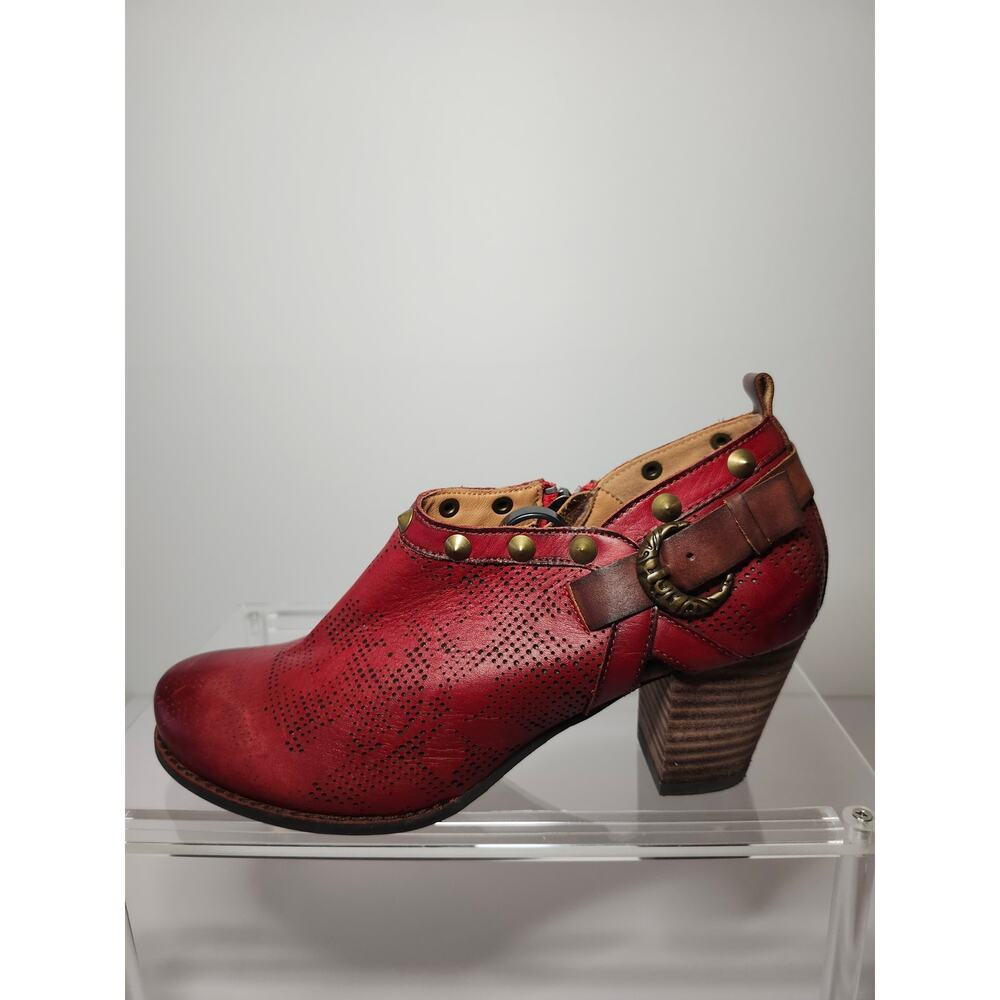 L'Artiste Womens Perforated Shooties Ankle Booties Crimson Red Leather Size 7.5 - Picture 2 of 16